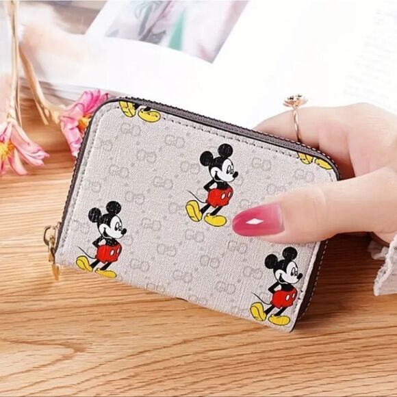 3 for $26 -White Mickey Mouse Zippered Wallet - Picture 1 of 3
